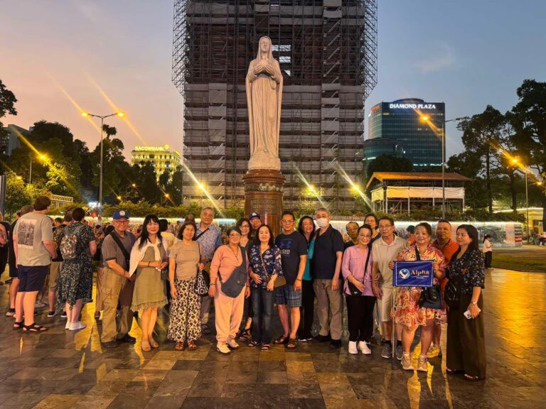 Nhà Thờ Đức Bà Sài Gòn - Hành Hương Đức Mẹ Việt Nam 2026 Alpha Travel USA