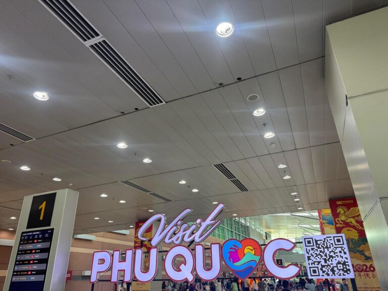 Sân Bay Phú Quốc - Hành Hương Đức Mẹ Việt Nam 2026 Alpha Travel USA