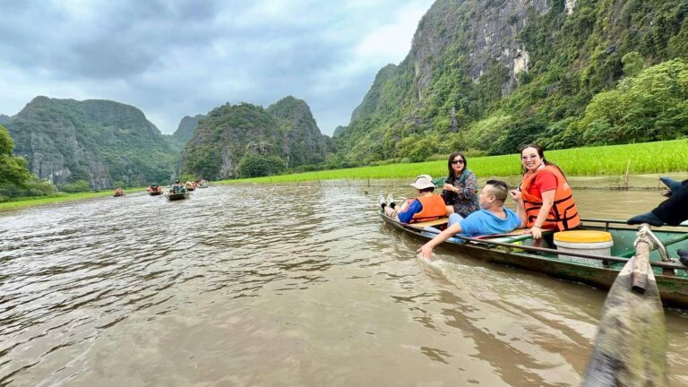 Tam Cốc - Bích Động, Tràng An - Hành Hương Đức Mẹ Việt Nam 2026 Alpha Travel USA