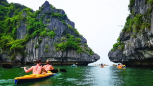 Vịnh Lan Hạ – Hàng trăm hòn đảo đá vôi hùng vĩ
